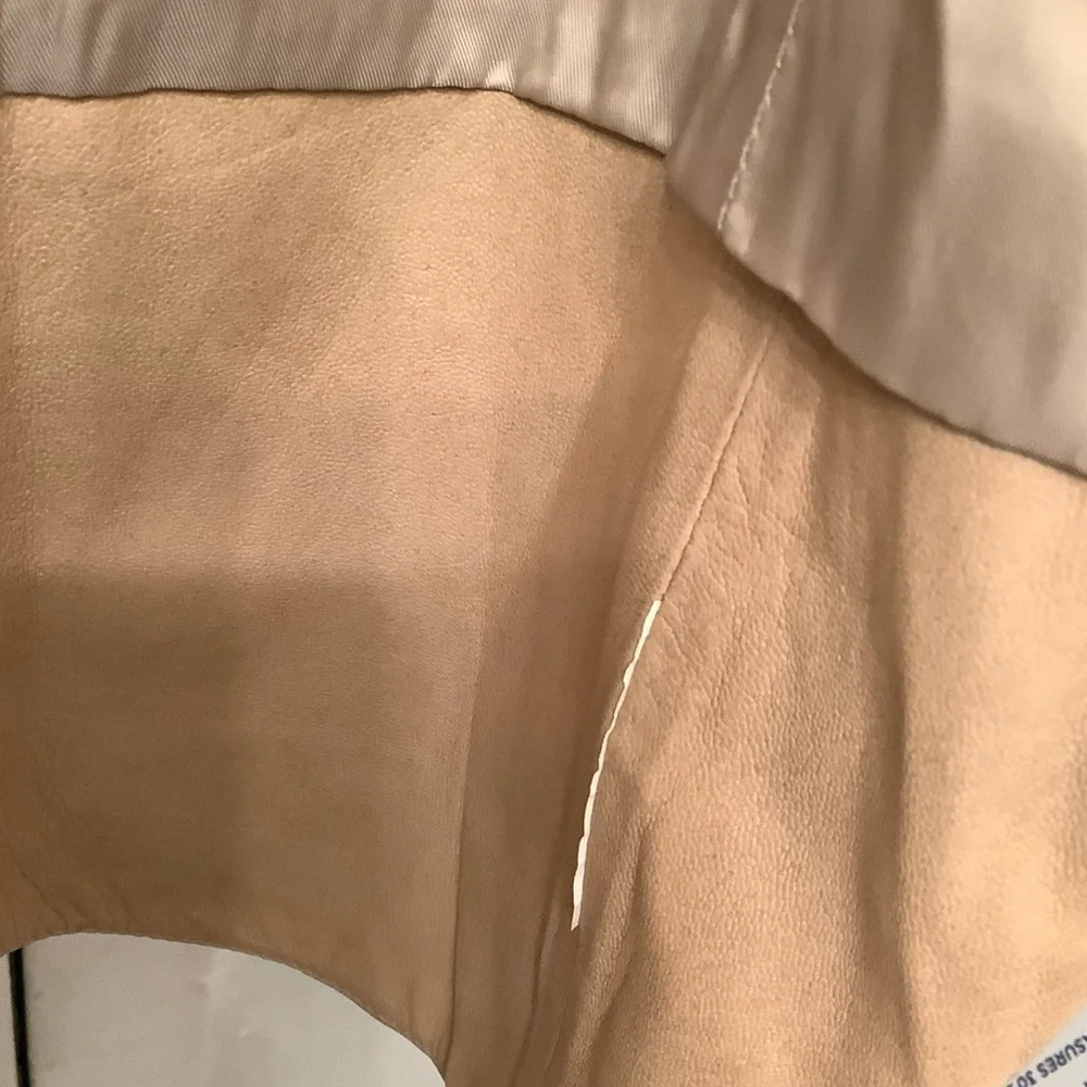 Tory Burch Leather Jacket In A Light Beige Nude Color Size 2​​